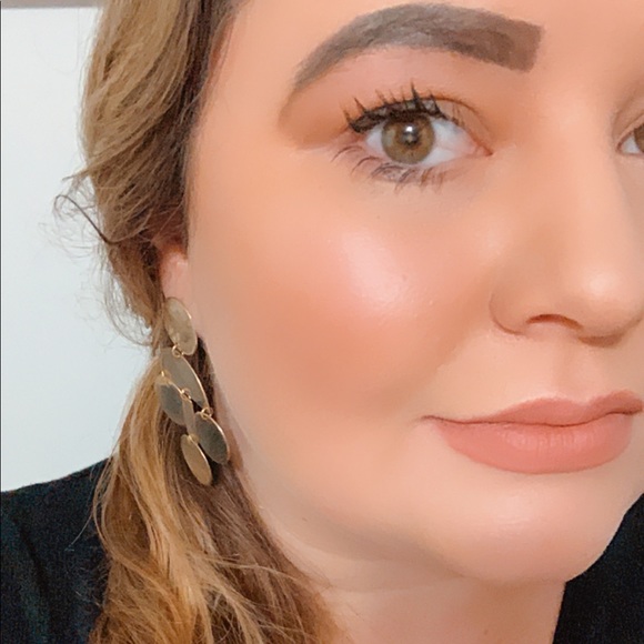 MEET THE POSHER ✌🏼 - Picture 4 of 4